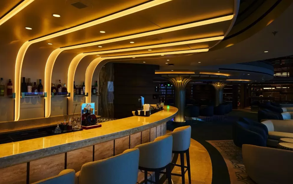 Explora Journeys EXPLORA III Astern Lounge 6.jpg